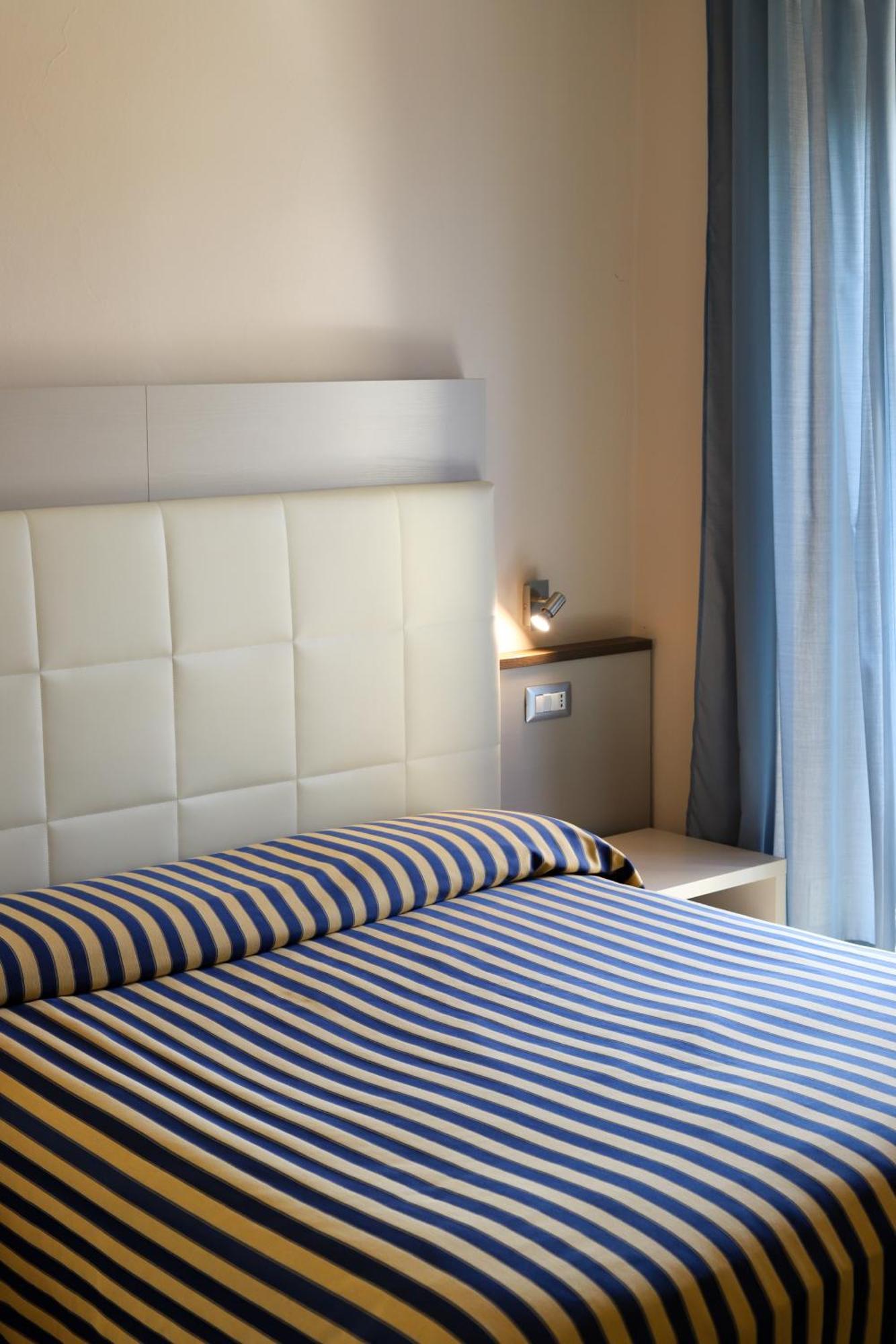 San Rocco Relais Aparthotel Soiano Del Lago Exterior foto