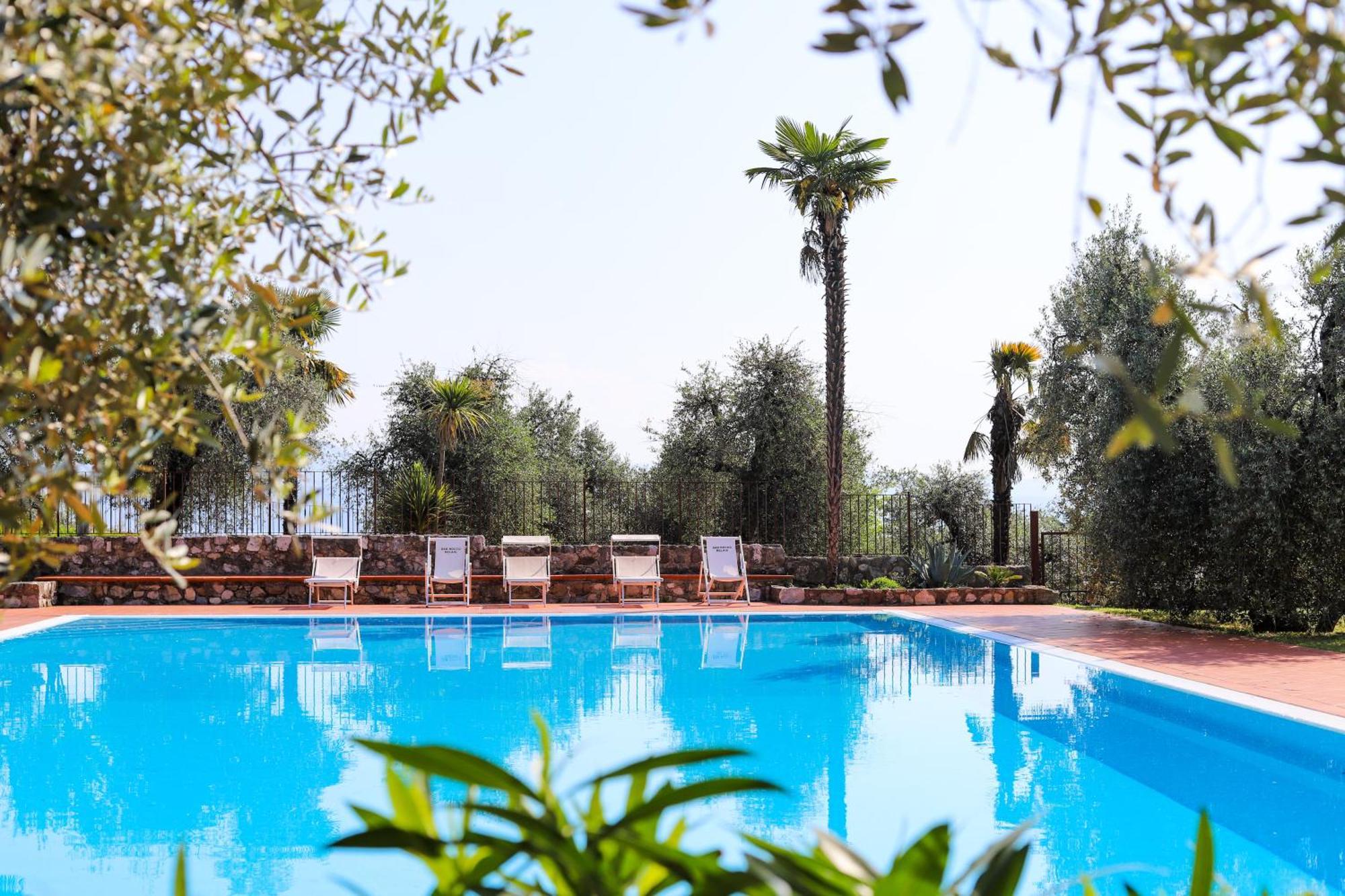 San Rocco Relais Aparthotel Soiano Del Lago Exterior foto